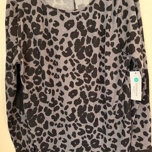 Stitch Fix Gray Leopard Print Sweater